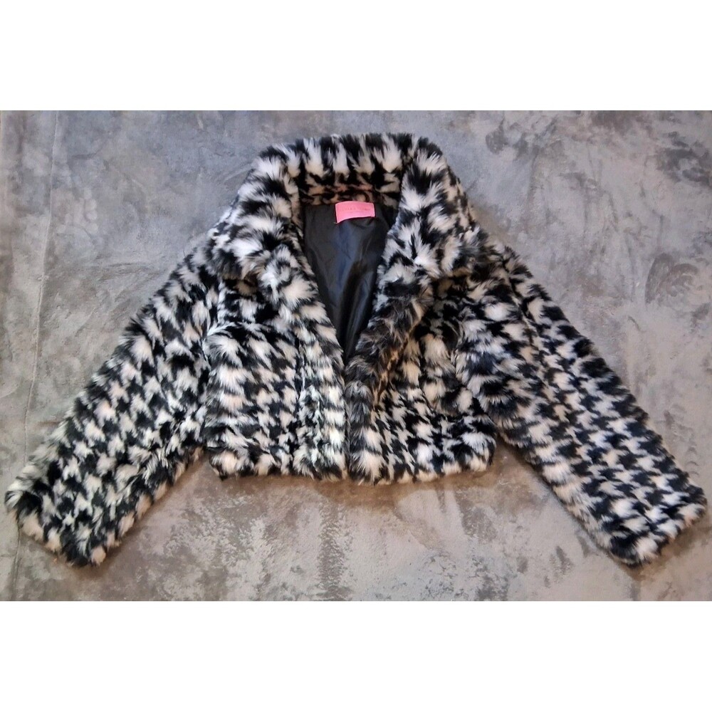 Azalea Wang Houndtooth Faux Fur Cropped Jacket Large Black &White